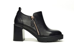 Zapatos Carmela 161861 piel negro