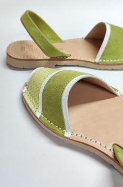 Sandalias Y Zue Castell 2495 piel verde