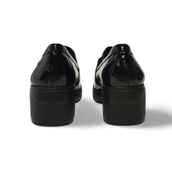 Zapatos Fluchos 2111 piel negro